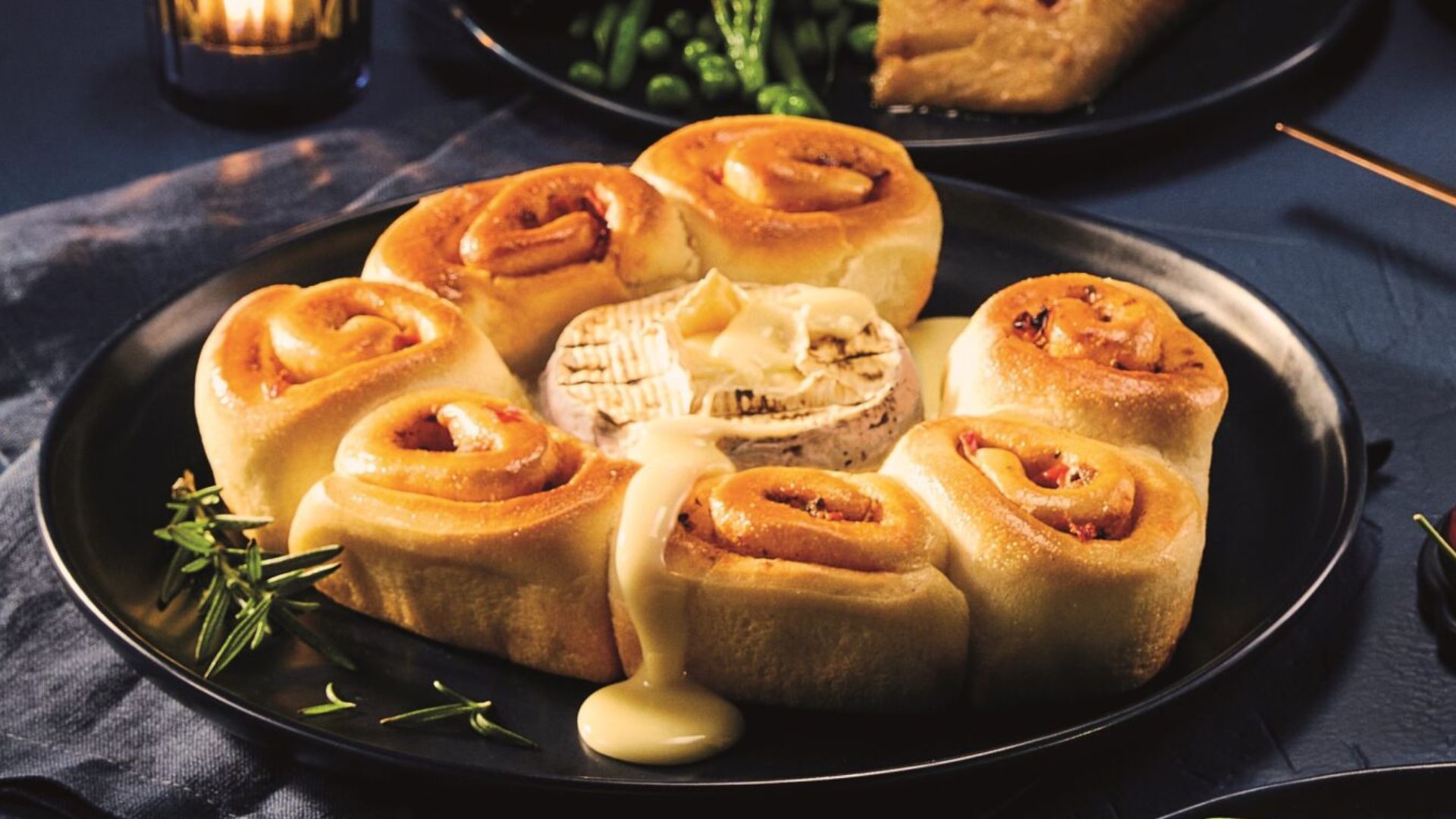 Aldi Specially Selected Red Pepper Swirls Sharing Bread with Camembert