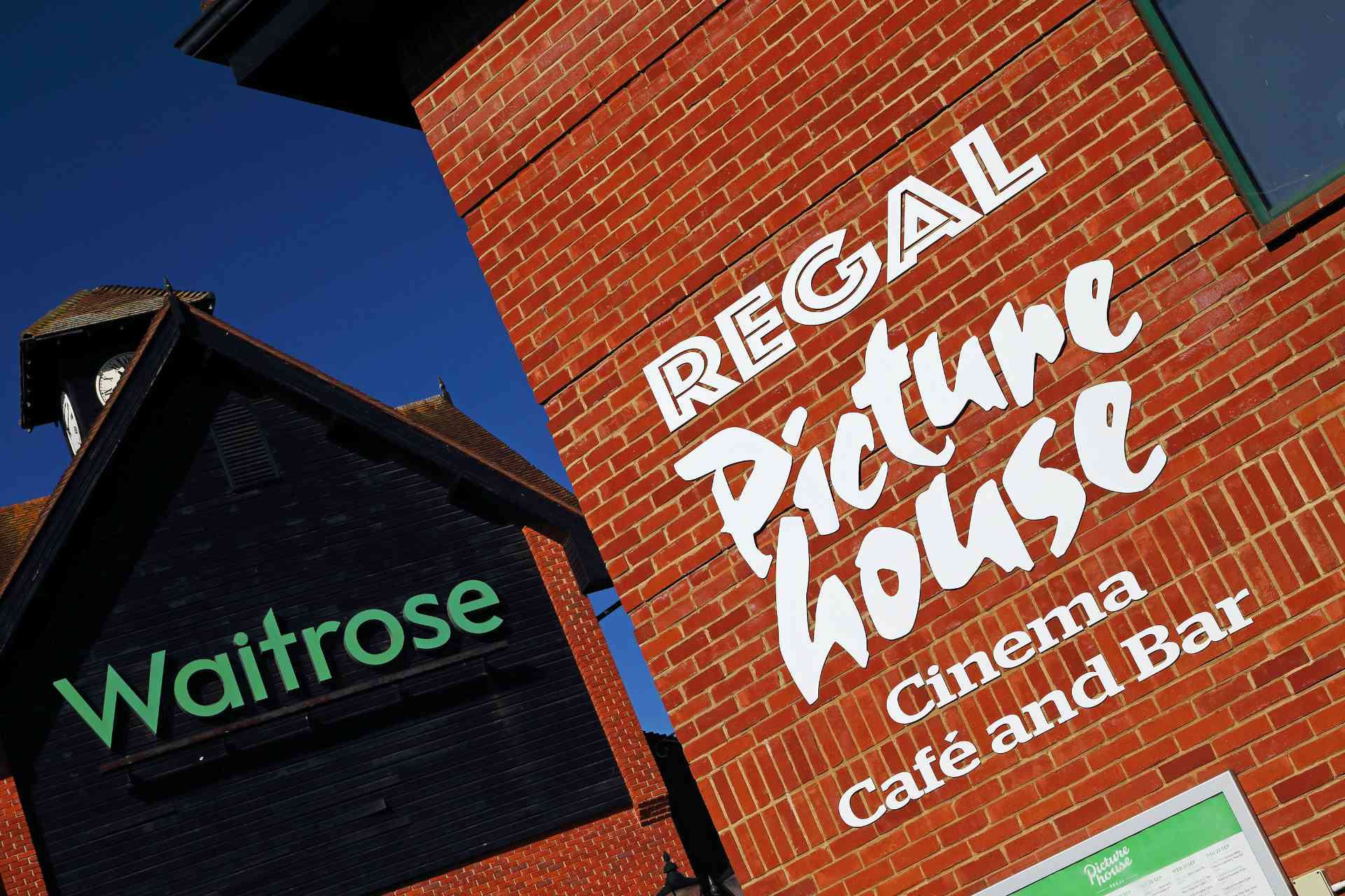 233 Woodstock to Burford bus 