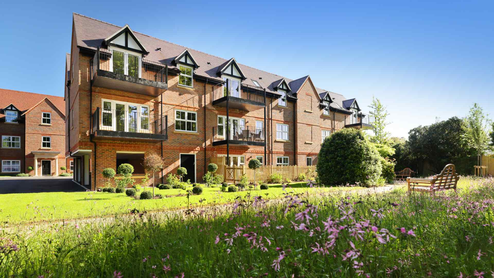 The courtyard at Cotswold Gate, Burford