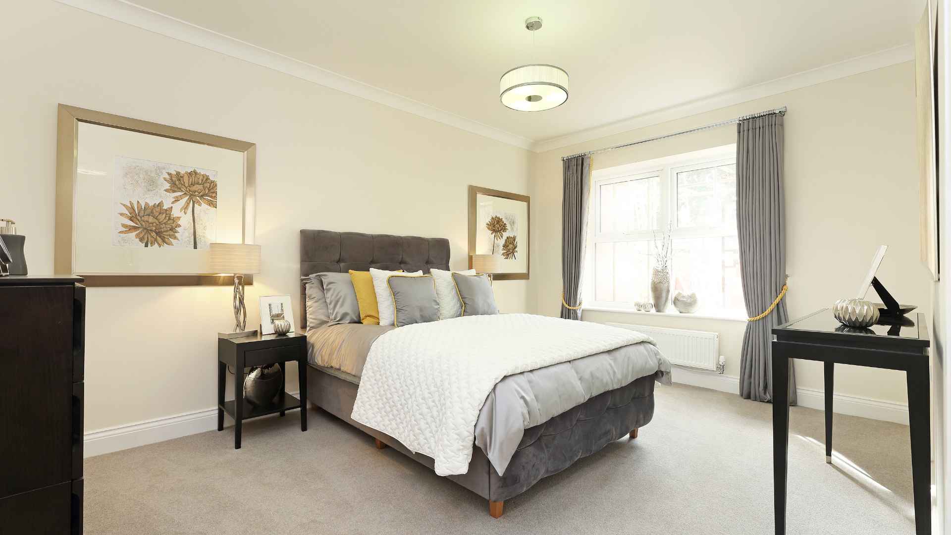 A bedroom at Bramley House, Windsor