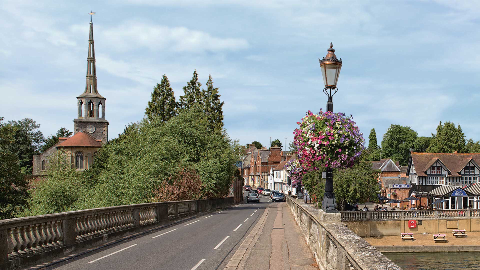 Wallingford High Street on festival day