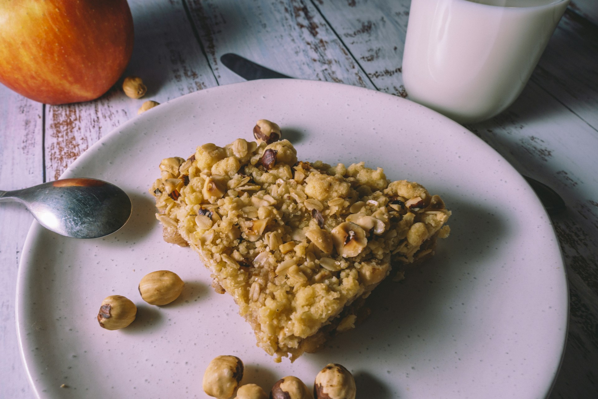 A serving of apple crumble